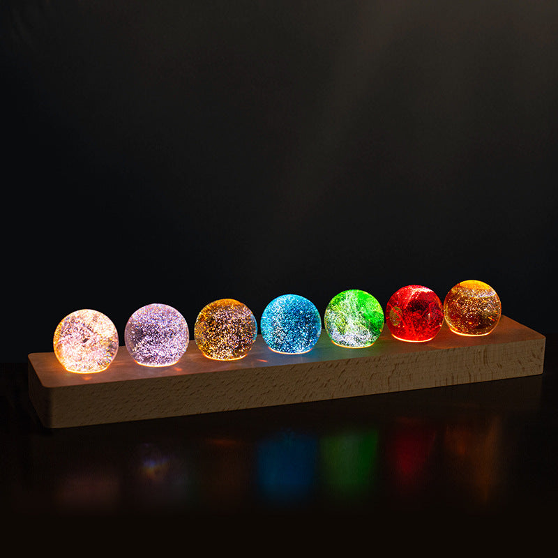 Lampe d'ambiance à sept boules lumineuses – socle en bois à LED, effet galaxie