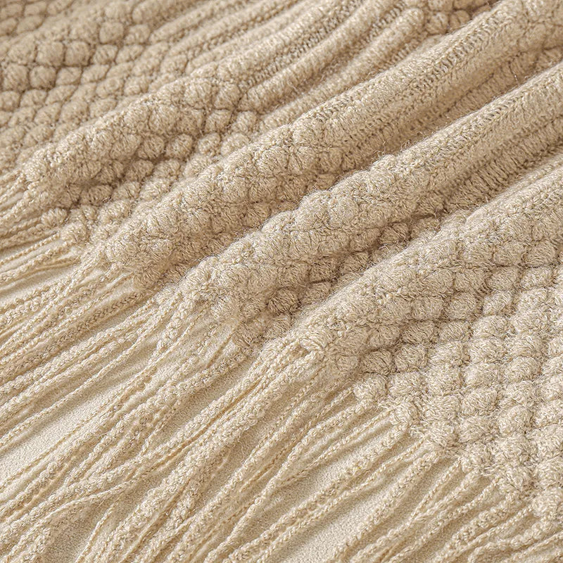 Plaid tricoté à franges – grosse maille en relief, trois motifs