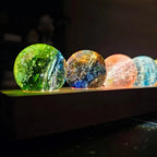 Lampe d'ambiance à sept boules lumineuses – socle en bois à LED, effet galaxie