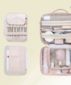 Vue d'ensemble des rangements de la trousse