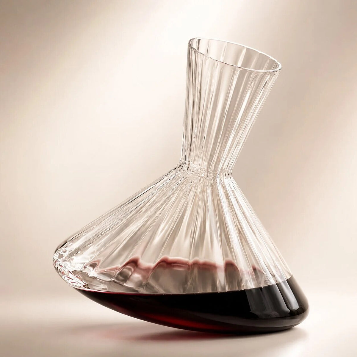 Carafe rotative en cristal – design tournant avec socle