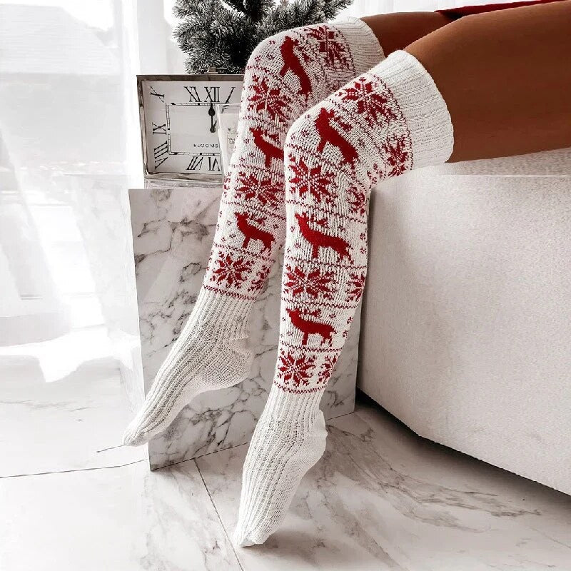 Chaussettes hautes – maille épaisse et motif flocons