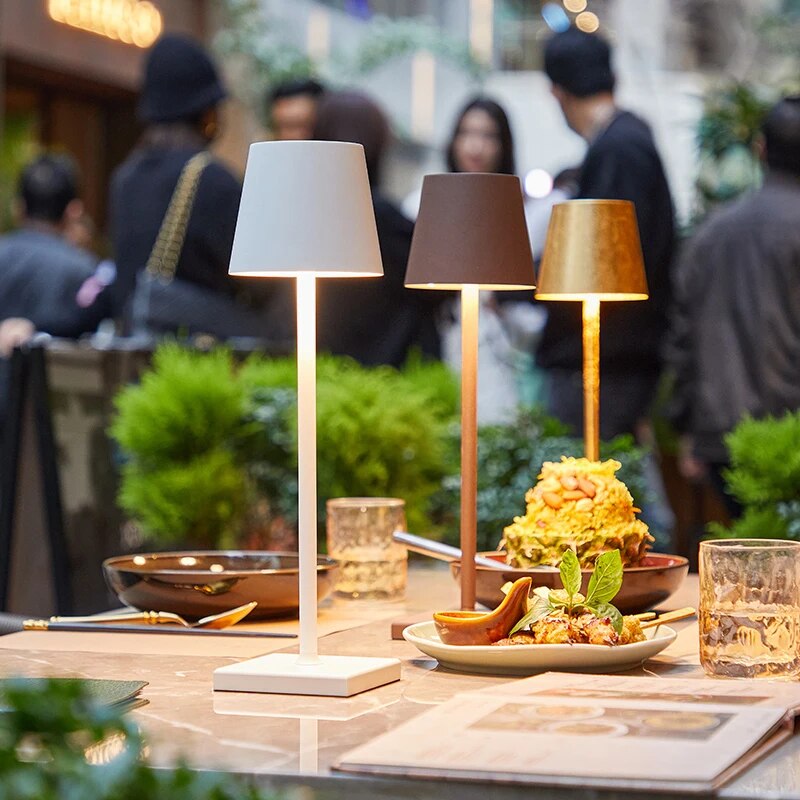 Lampe de table sans fil rechargeable – 3 intensités, design minimaliste