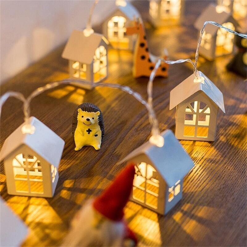 Guirlande lumineuse maisonnettes – bois massif, LED blanc chaud