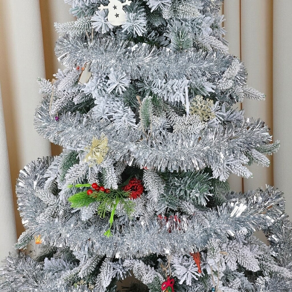 Guirlande scintillante argentée – déco de Noël pailletée