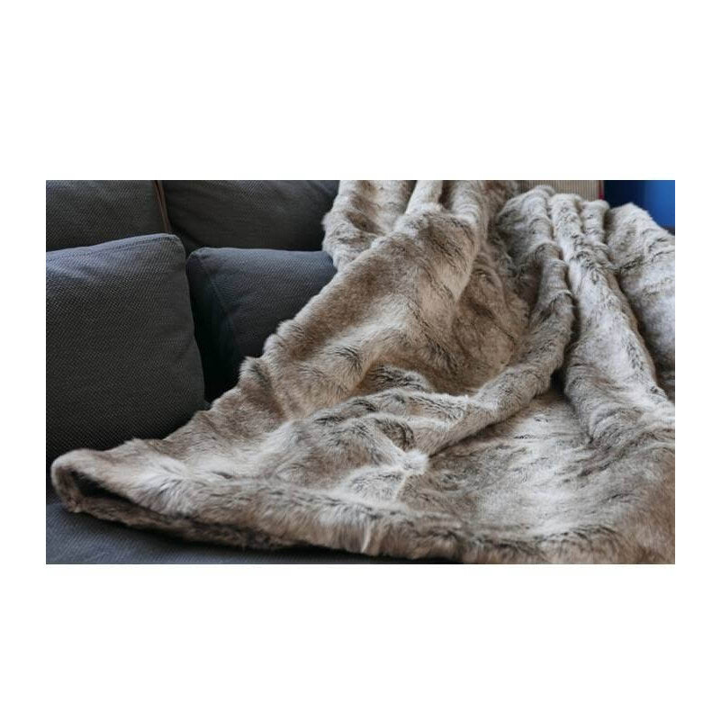 Jeté de canapé fausse fourrure – Gris doux et moelleux