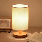 Lampe de table bois et lin – luminaire Scandinave chaud