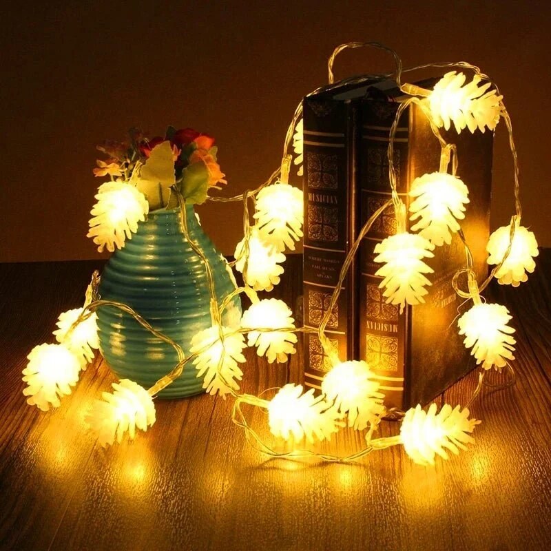 Lampe pomme de pin – LED 8 modes, blanc chaud multicolore