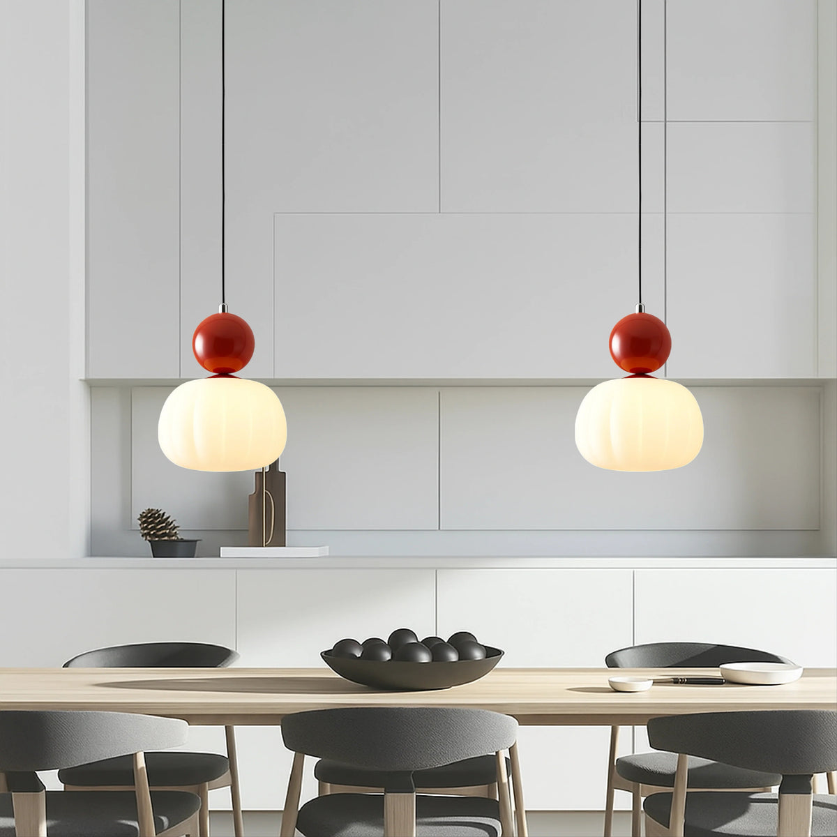 Lampe suspendue – sphère colorée effet opal pour salon