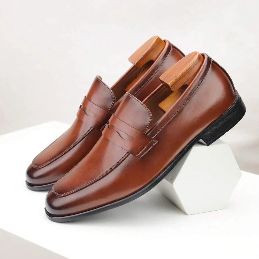 Mocassins homme – loafers classiques à enfiler avec bride