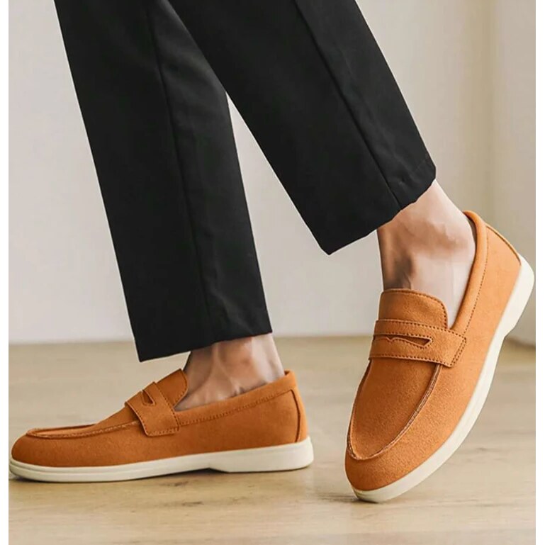 Mocassins homme – plateau cousu, empeigne mate et semelle fine