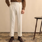 Pantalon homme – Pinces marquées, jambes droites et taille haute