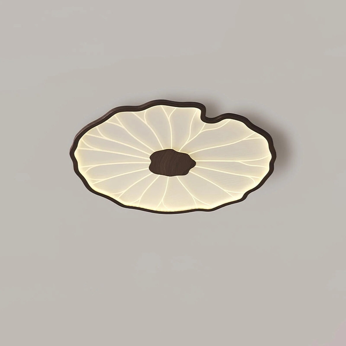 Plafonnier Feuille de Lotus – finition bois hydrographique