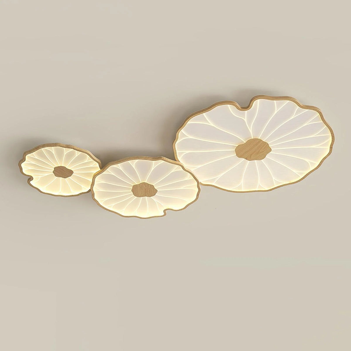 Plafonnier Feuille de Lotus – finition bois hydrographique