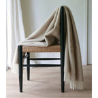 Plaid Beehive en Laine Beige – confection artisanale anglaise