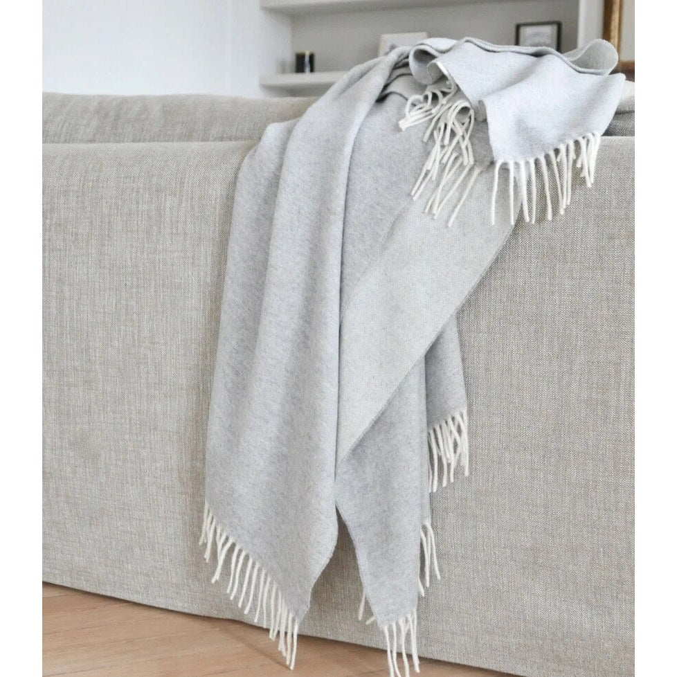 Plaid Cachemire et Laine Réversible – Gris Clair et Écru