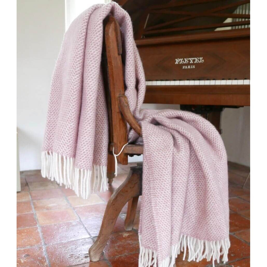 Plaid de pure laine – rose pâle, tissé en Angleterre