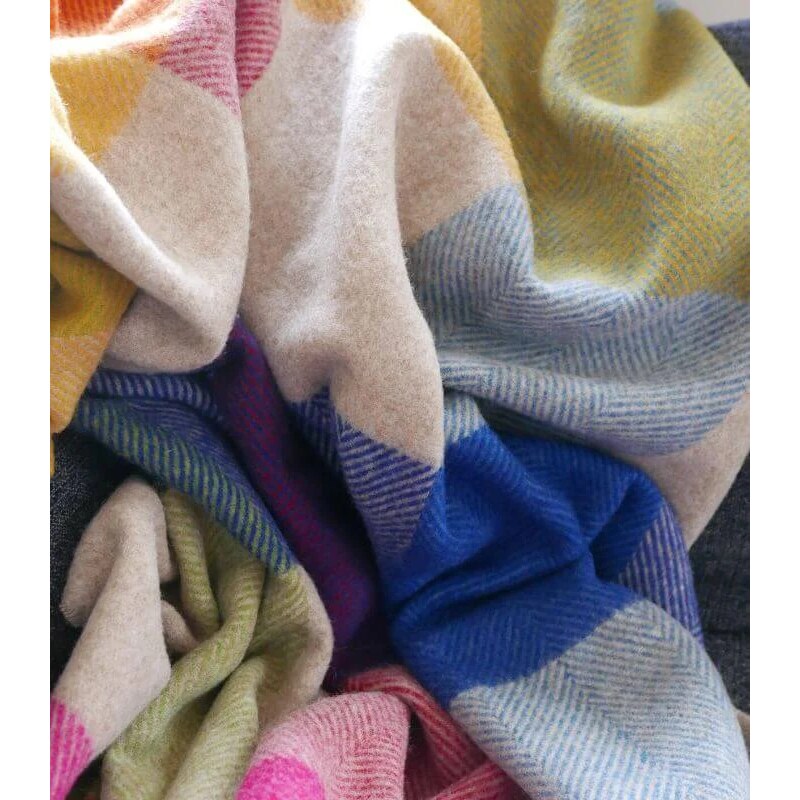 Plaid en laine – Carreaux multicolore chaleureux et doux