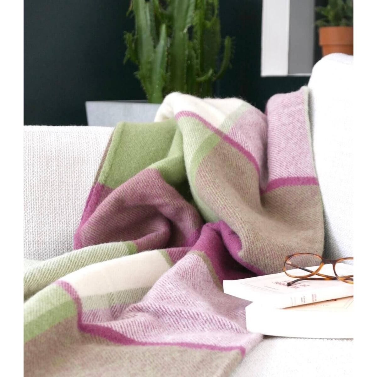 Plaid Laine Écossais – Couverture Carreaux Framboise