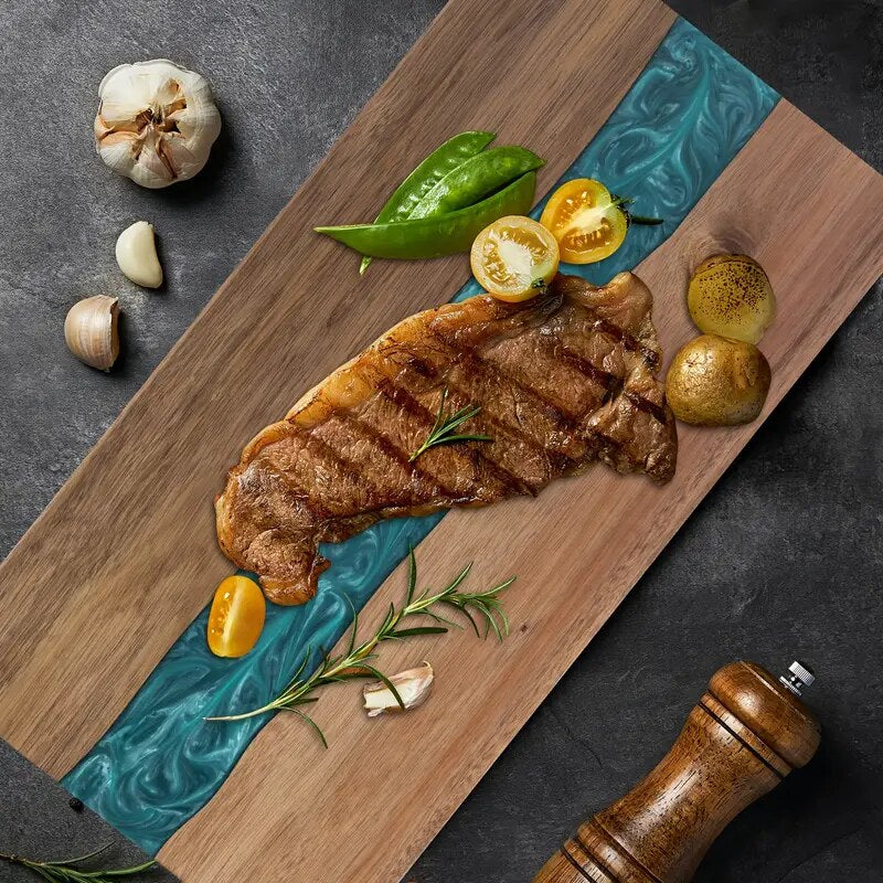Planche à découper et plateau apéro – acacia avec résine