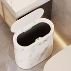 Poubelle finition marbre – design ovale avec couvercle pour salle de bain