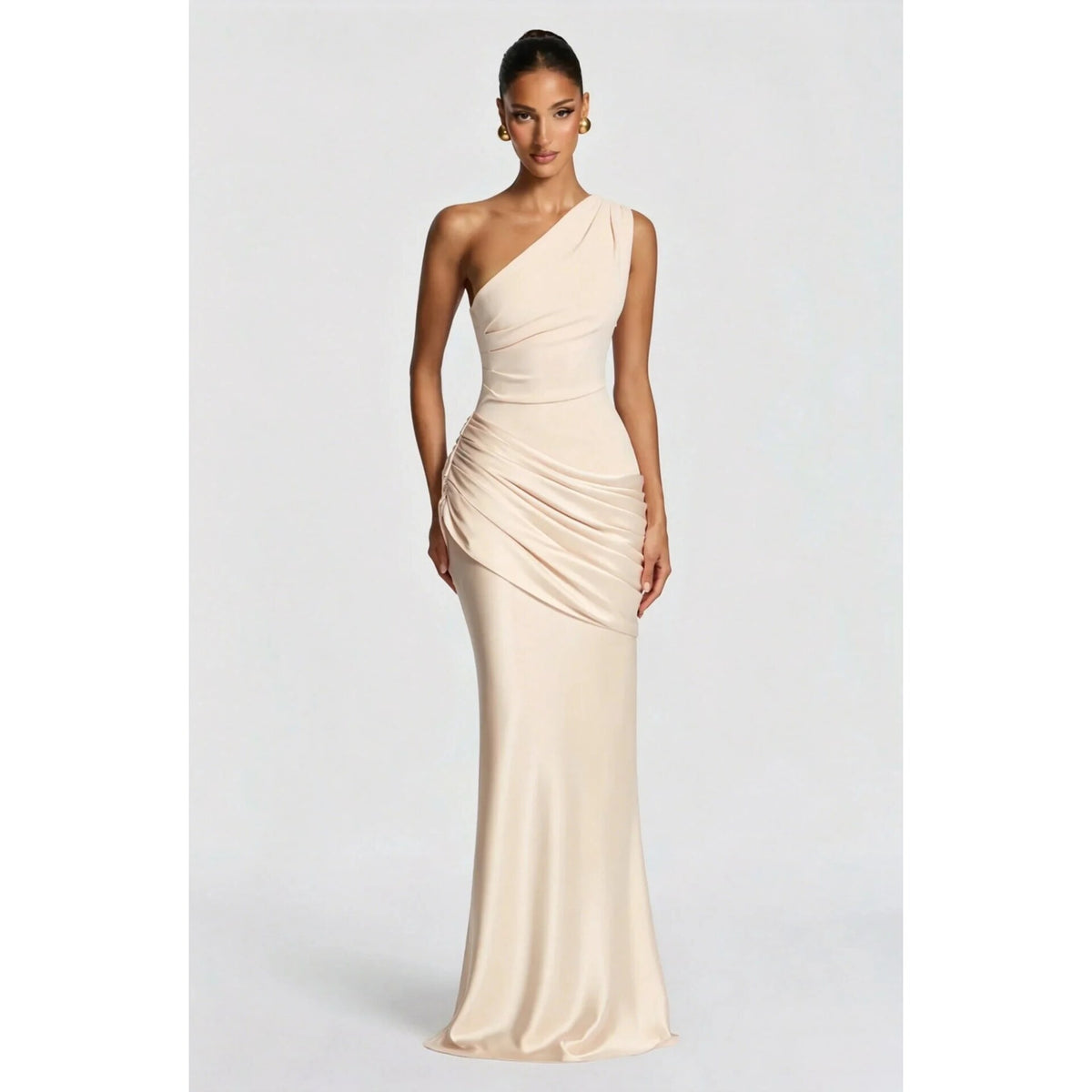 Robe longue de soirée asymétrique – épaule unique et drapée