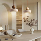 Suspension luminaire – bois et béton, lumière chaleureuse