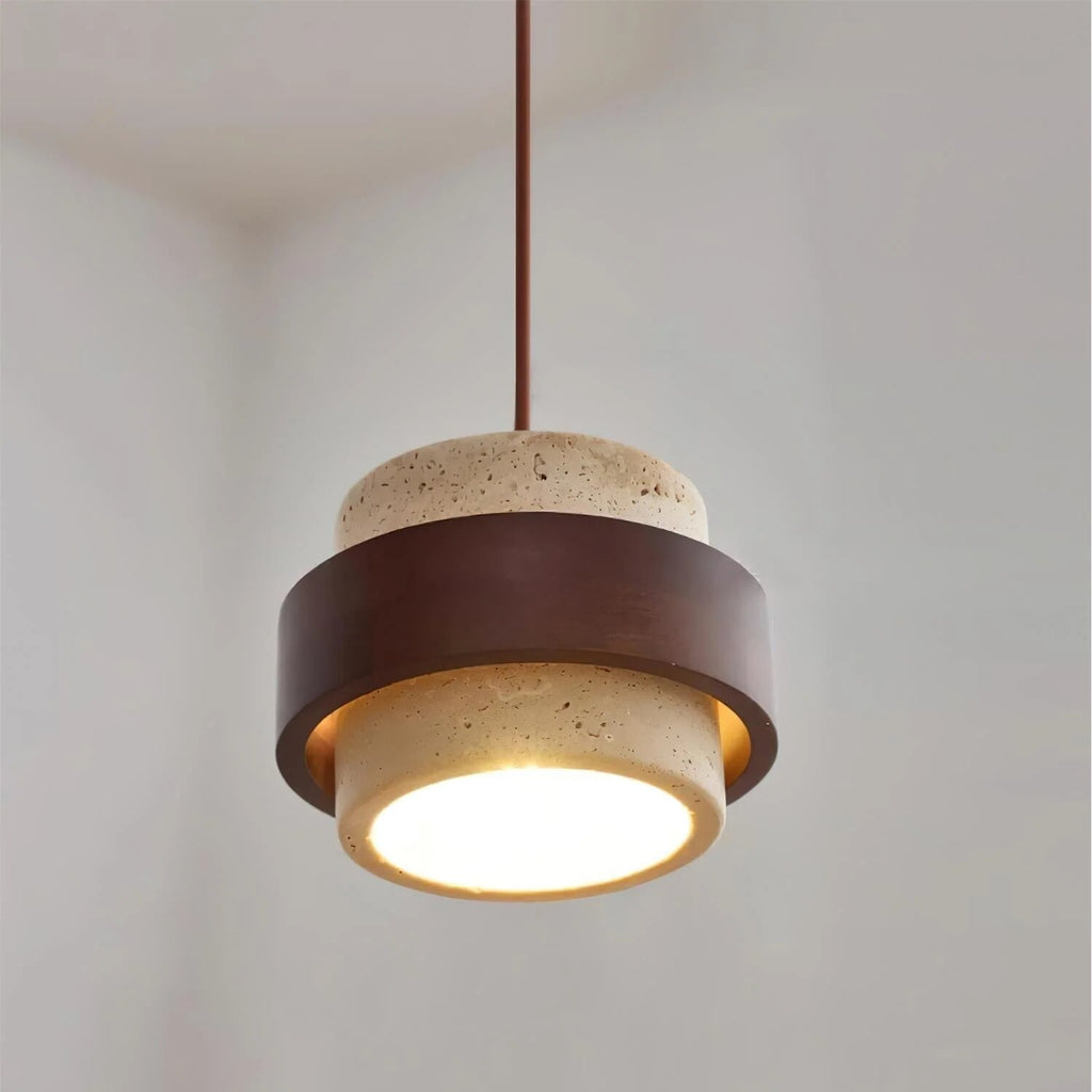 Suspension Perra en travertin – architecture bois et pierre