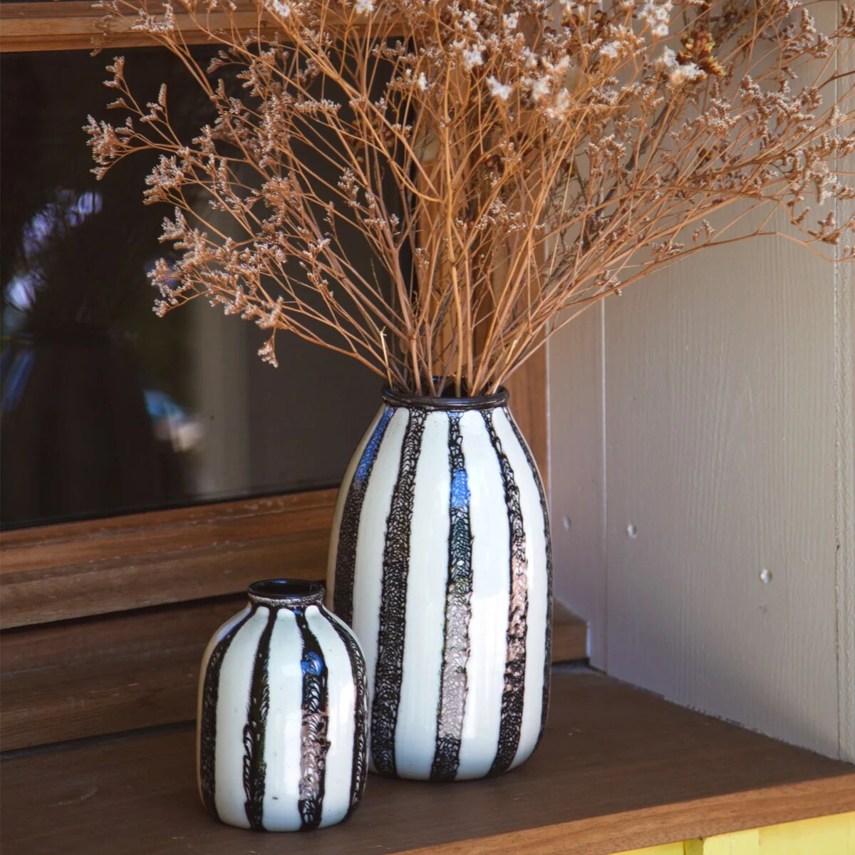 Vase rayé Riviera – céramique artisanale, cinq coloris