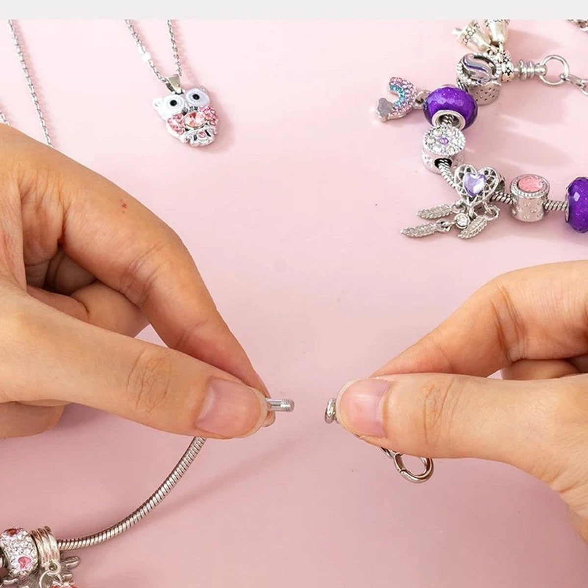 Schmuck Adventskalender 2026 - 24 Charms und Armband-Set - Bild 3